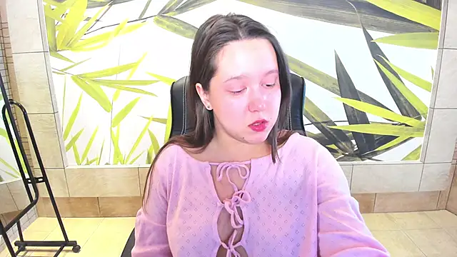 Snapshot of Mira_Karter chatting on March 15, 2025, 2:14 am Mira Karter online show from March 15, 2025, 2:14 am