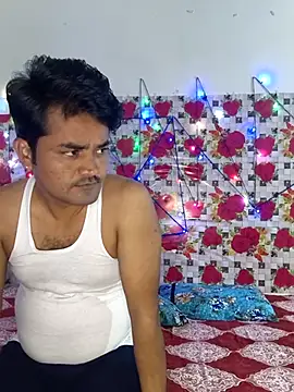 Snapshot of PeaCoooock chatting on October 9, 2025, 5:35 pm PeaCoooock online show from October 9, 2025, 5:35 pm