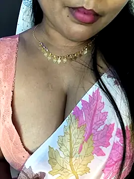Snapshot of honey-sexy chatting on March 11, 2025, 11:33 am honey-sexy online show from March 11, 2025, 11:33 am