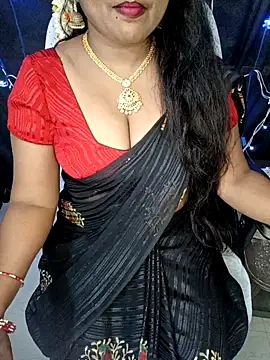 Snapshot of honey-sexy chatting on February 5, 2025, 7:18 am honey-sexy online show from February 5, 2025, 7:18 am