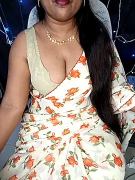 Snapshot of honey-sexy chatting on February 14, 2025, 9:24 am honey-sexy online show from February 14, 2025, 9:24 am
