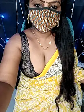 Snapshot of honey-sexy chatting on January 19, 2025, 9:11 am honey-sexy online show from January 19, 2025, 9:11 am