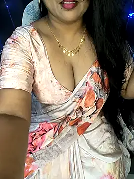 Snapshot of honey-sexy chatting on March 4, 2025, 6:58 am honey-sexy online show from March 4, 2025, 6:58 am