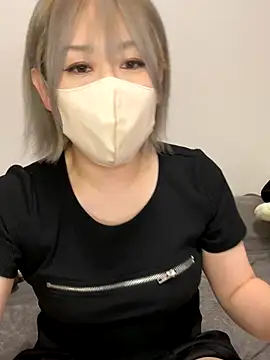 mii06 online show from September 12, 2025, 2:06 pm