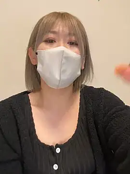 mii06 online show from March 19, 2025, 1:40 pm