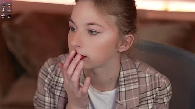 Inessa Song online show from February 25, 2025, 11:21 am