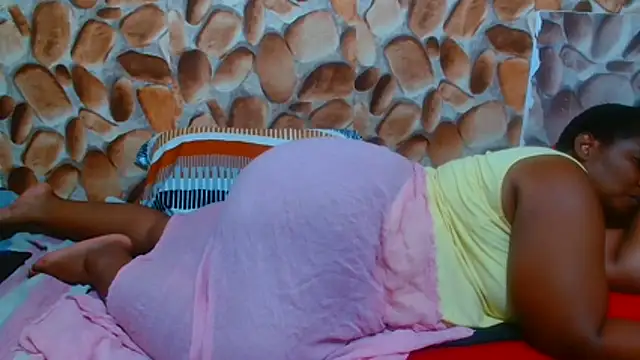 AfricanBigAssxx98 online show from December 16, 2025, 9:30 pm