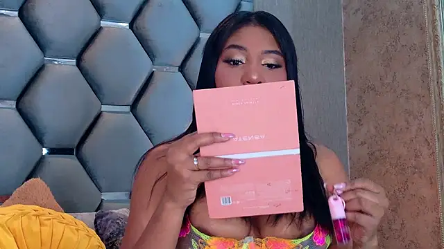 VanessaGlenn online show from July 1, 2026, 12:16 pm