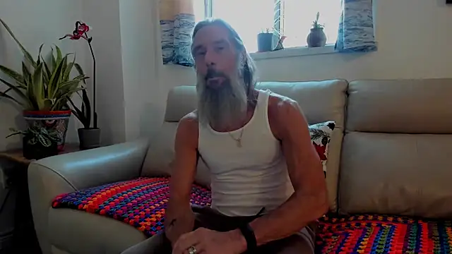 mindphu k online show from December 16, 2025, 9:19 pm