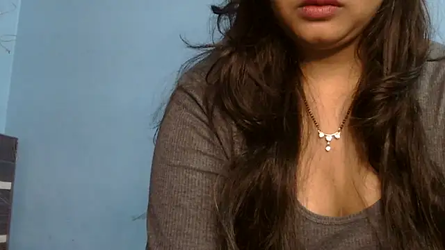 Snapshot of couple_indian_123 chatting on February 4, 2026, 4:46 pm couple indian 123 online show from February 4, 2026, 4:46 pm