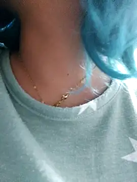 azulzulix online show from October 25, 2025, 1:16 am