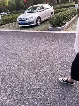 baobeiQiQi online show from December 9, 2024, 7:39 am