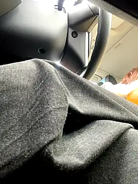 Snapshot of Liliya-77 chatting on September 28, 2025, 1:34 am Liliya-77 online show from September 28, 2025, 1:34 am