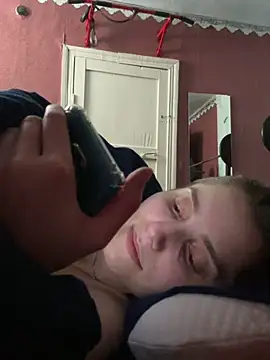 womanstrong78 online show from March 12, 2025, 9:03 pm