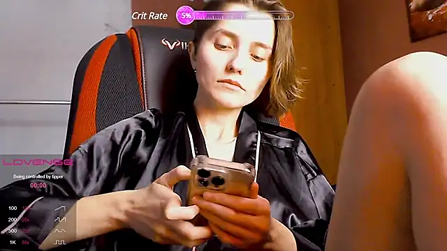 womanstrong78 online show from March 7, 2025, 8:34 am