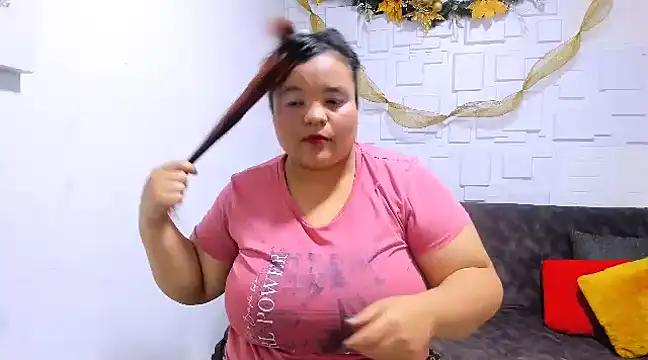 mila cinnamon online show from January 11, 2025, 4:46 pm