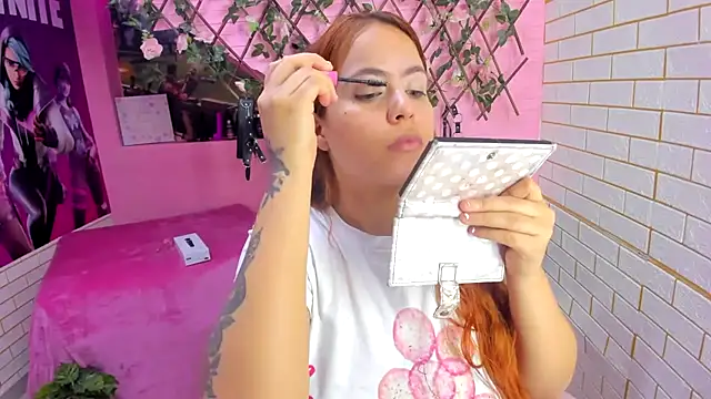 Snapshot of marcellaa303av chatting on February 26, 2026, 3:28 am marcellaa303av online show from February 26, 2026, 3:28 am