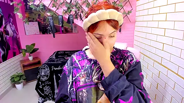 Snapshot of marcellaa303av chatting on January 9, 2026, 1:56 am marcellaa303av online show from January 9, 2026, 1:56 am