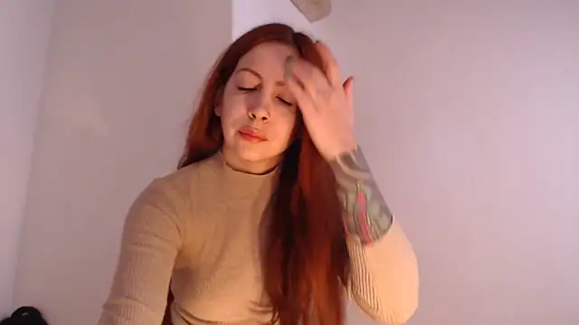 EffyScarlet online show from October 7, 2025, 6:53 pm