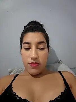 manueladantass1 online show from February 8, 2026, 10:07 pm