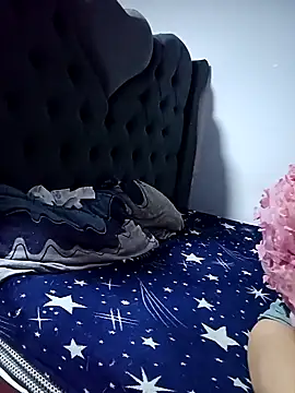 Snapshot of PequeArely chatting on January 16, 2025, 3:12 am PequeArely online show from January 16, 2025, 3:12 am