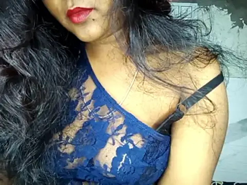 Snapshot of Muktha chatting on October 15, 2025, 4:59 pm Muktha online show from October 15, 2025, 4:59 pm