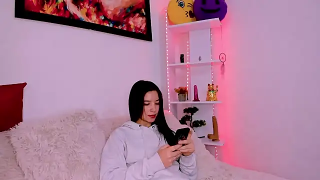 Manuelaa mejiia online show from February 13, 2025, 9:17 pm