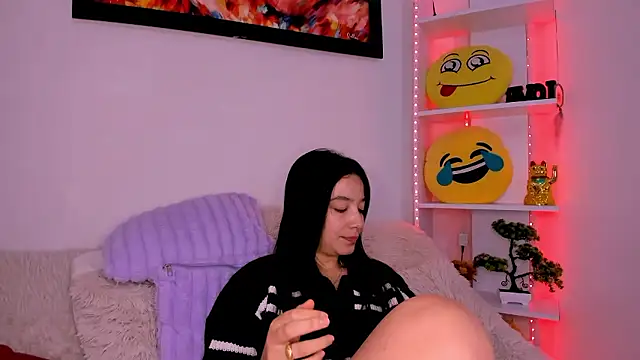 Manuelaa mejiia online show from January 13, 2026, 3:49 pm