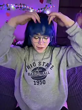 MaddisonHaas online show from April 10, 2026, 1:07 pm