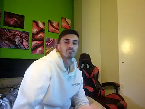 MASTERBULLY online show from October 1, 2025, 4:55 pm