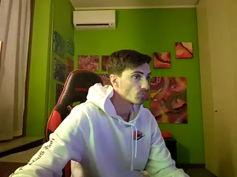 MASTERBULLY online show from November 5, 2025, 11:52 pm