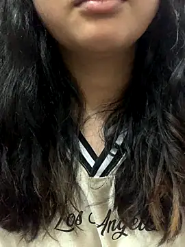 arielopal online show from October 24, 2025, 2:49 pm