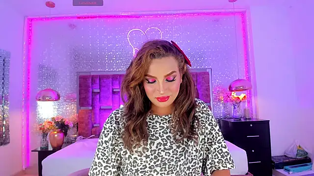 KylieVictoria online show from November 27, 2025, 4:13 am