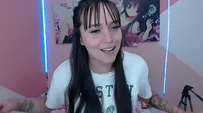 anyela bubble19  online show from March 6, 2025, 8:37 pm