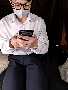 kintaman cum online show from December 3, 2025, 4:13 am