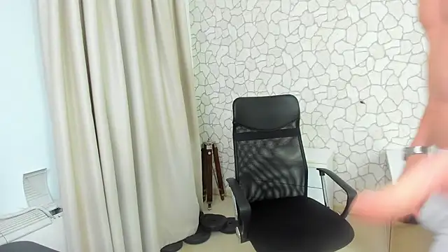 Snapshot of MateoBenjaminX chatting on January 23, 2025, 6:35 pm MateoBenjaminX online show from January 23, 2025, 6:35 pm