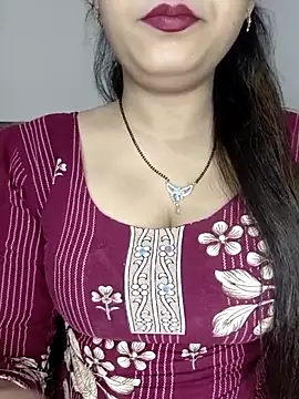 Shanaya Hotty online show from October 19, 2025, 8:44 pm