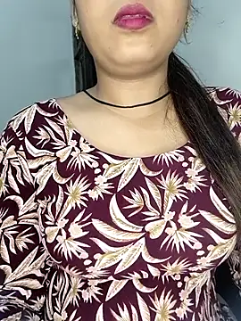 Shanaya Hotty online show from September 19, 2025, 9:30 pm