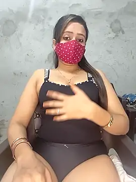 Shanaya Hotty online show from March 20, 2025, 6:31 pm