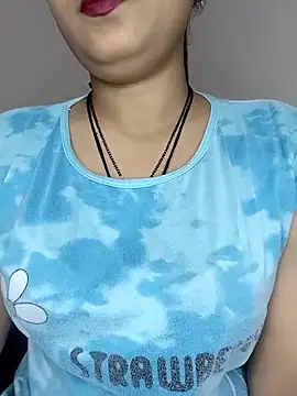 Shanaya Hotty online show from October 17, 2025, 8:43 pm