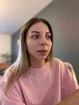 Mia Ethan online show from July 15, 2026, 3:41 pm