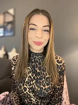 Snapshot of Mia_Ethan chatting on November 27, 2025, 9:21 am Mia Ethan online show from November 27, 2025, 9:21 am