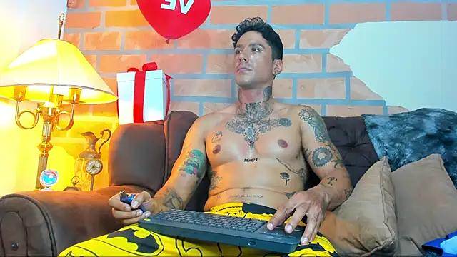 Dylanstonne online show from February 9, 2025, 12:06 am