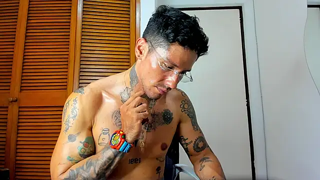 Dylanstonne online show from March 22, 2025, 1:22 am