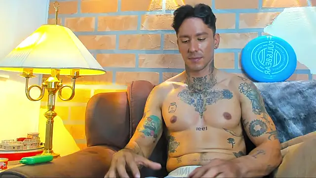 Dylanstonne online show from February 24, 2025, 10:25 pm