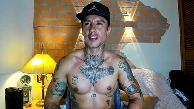 Dylanstonne online show from March 8, 2025, 4:12 am