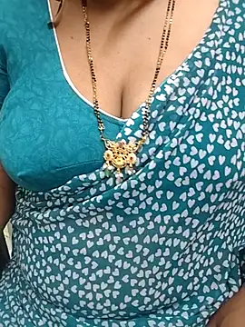 Snapshot of Sexy-Telugunayana2 chatting on April 14, 2026, 11:59 am Sexy-Telugunayana2 online show from April 14, 2026, 11:59 am