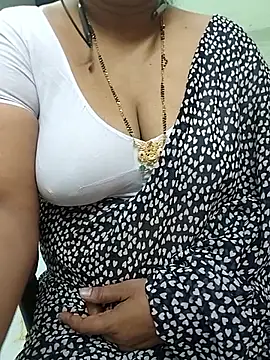 Snapshot of Sexy-Telugunayana2 chatting on March 21, 2026, 6:25 am Sexy-Telugunayana2 online show from March 21, 2026, 6:25 am