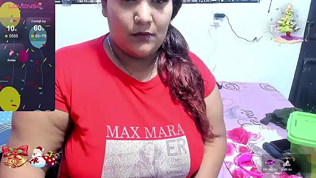 Snapshot of Angiiee_bbw chatting on December 22, 2024, 5:55 am Angiiee bbw online show from December 22, 2024, 5:55 am