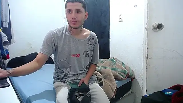 esjrobles online show from October 15, 2025, 4:59 pm